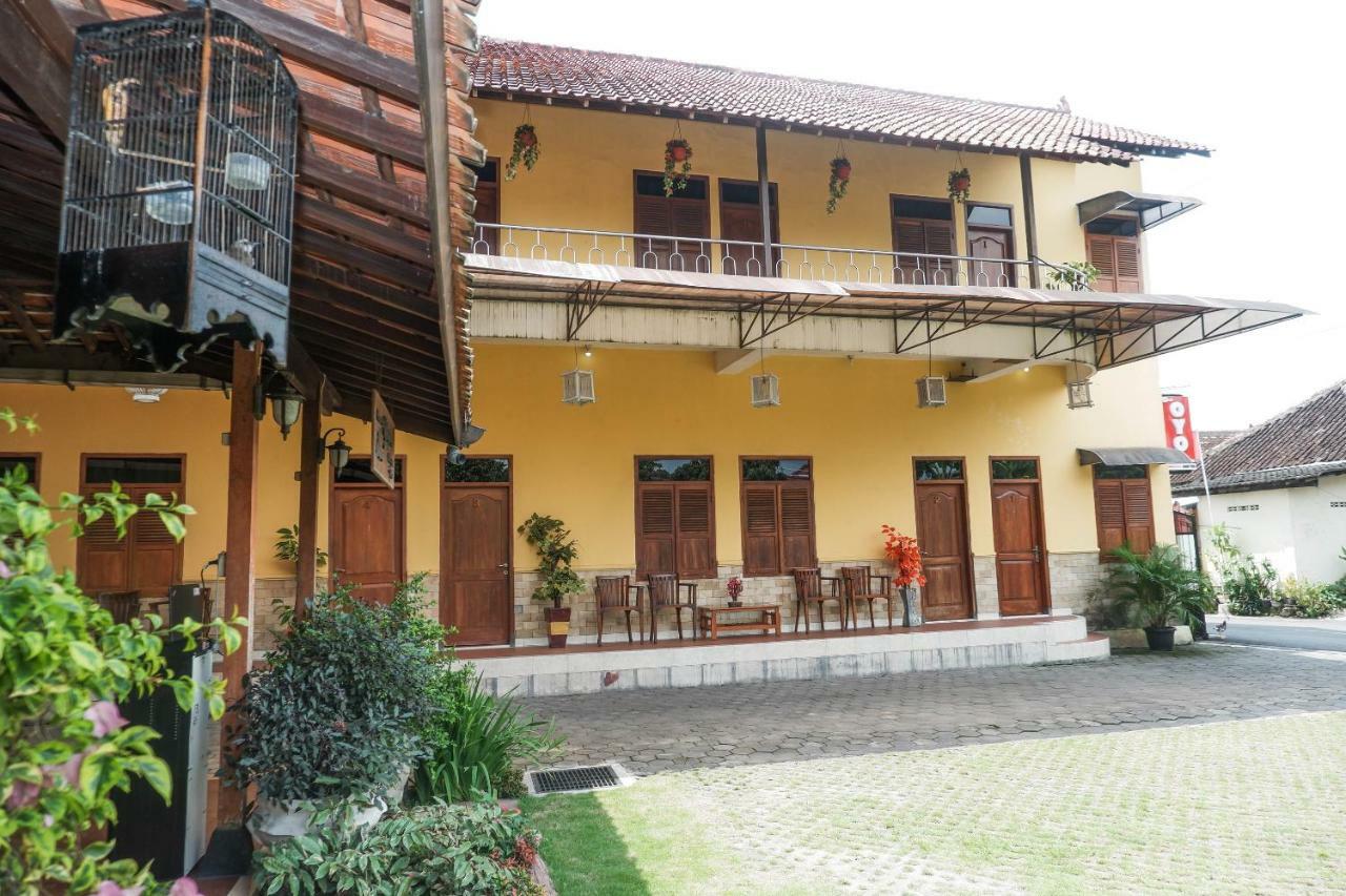 Oyo 405 Wisma Yosoputro Tanjungtirto Ngoại thất bức ảnh