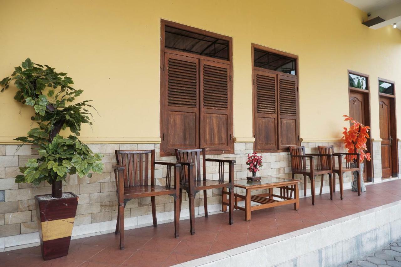 Oyo 405 Wisma Yosoputro Tanjungtirto Ngoại thất bức ảnh