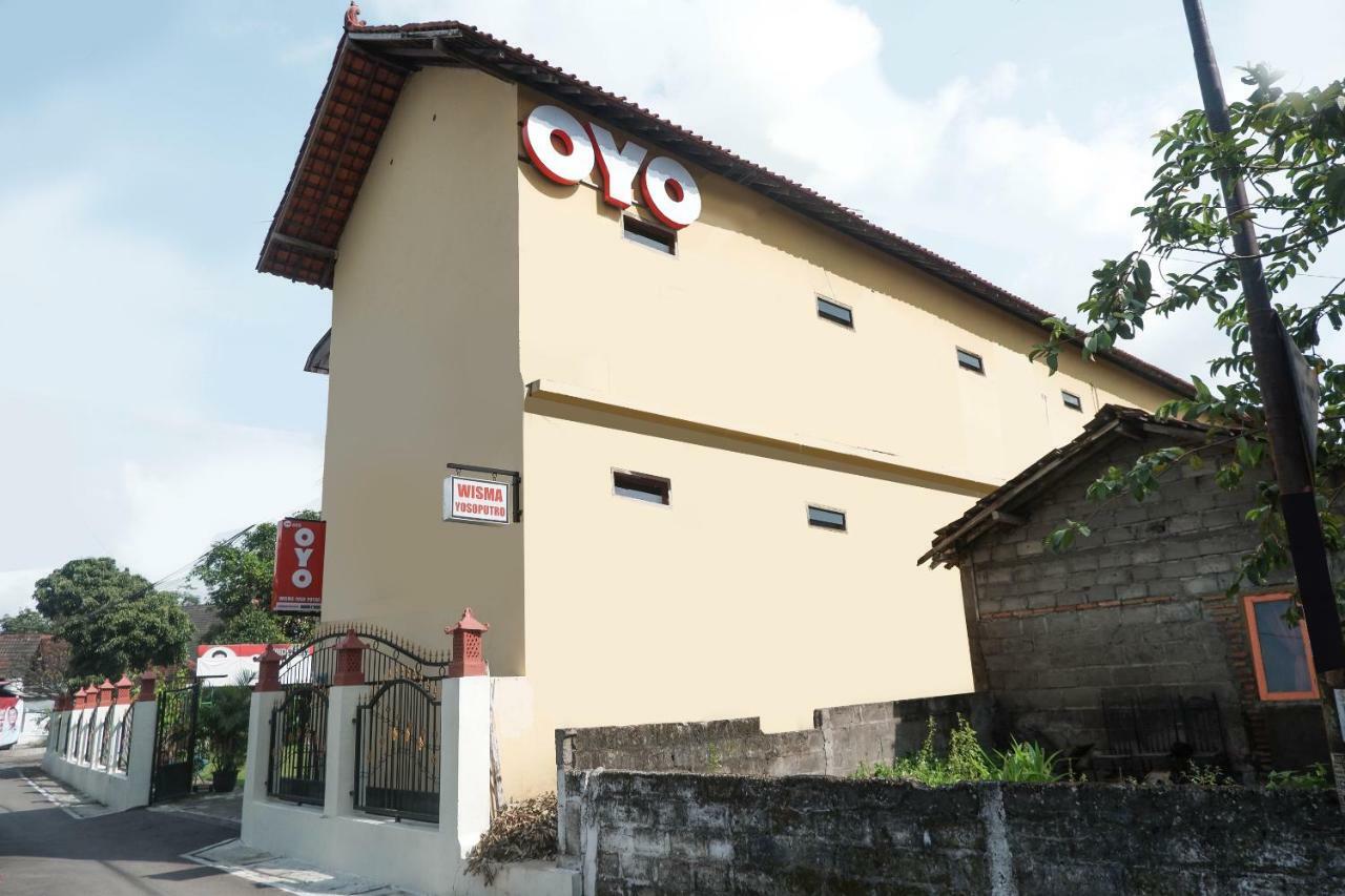 Oyo 405 Wisma Yosoputro Tanjungtirto Ngoại thất bức ảnh
