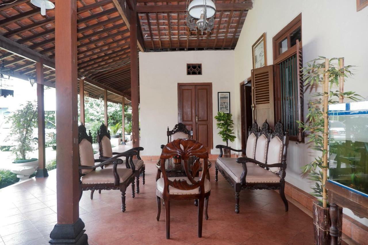 Oyo 405 Wisma Yosoputro Tanjungtirto Ngoại thất bức ảnh